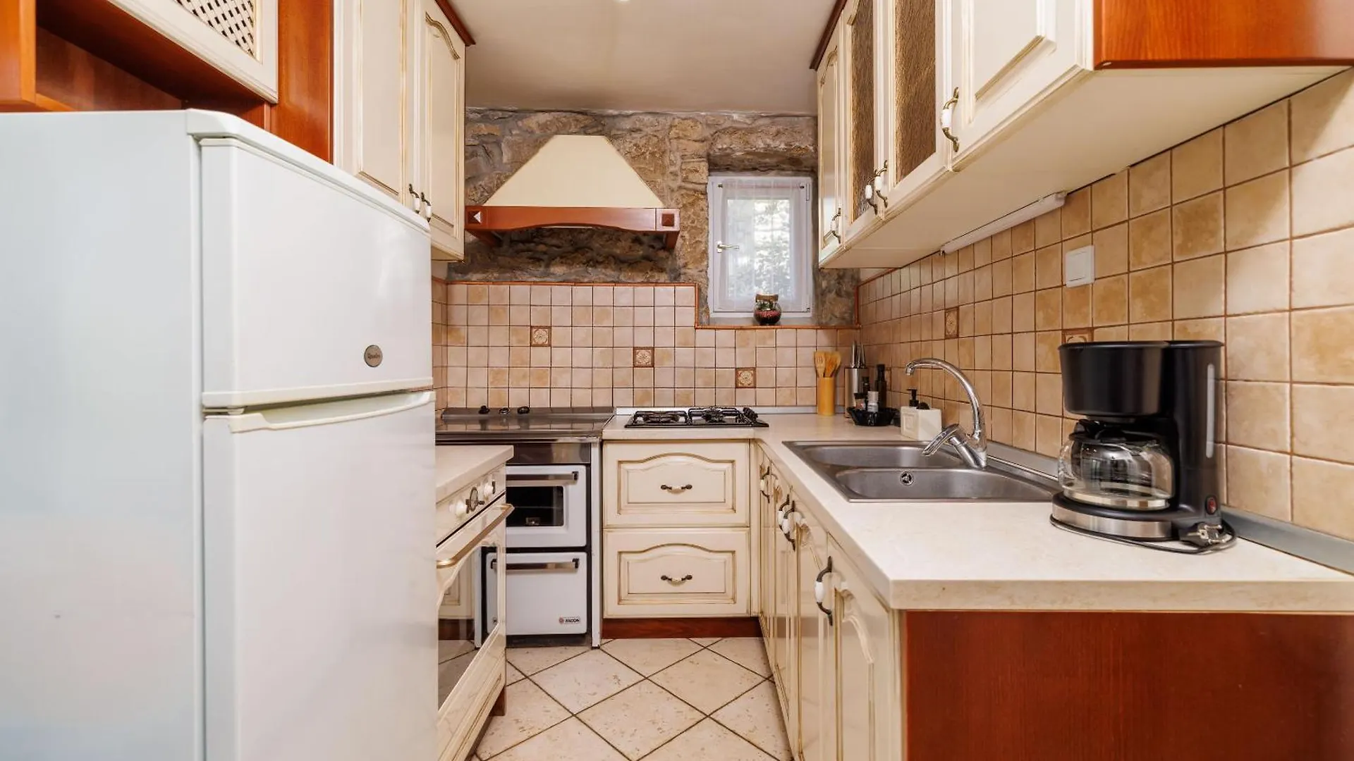 Apartment Josip Plomin