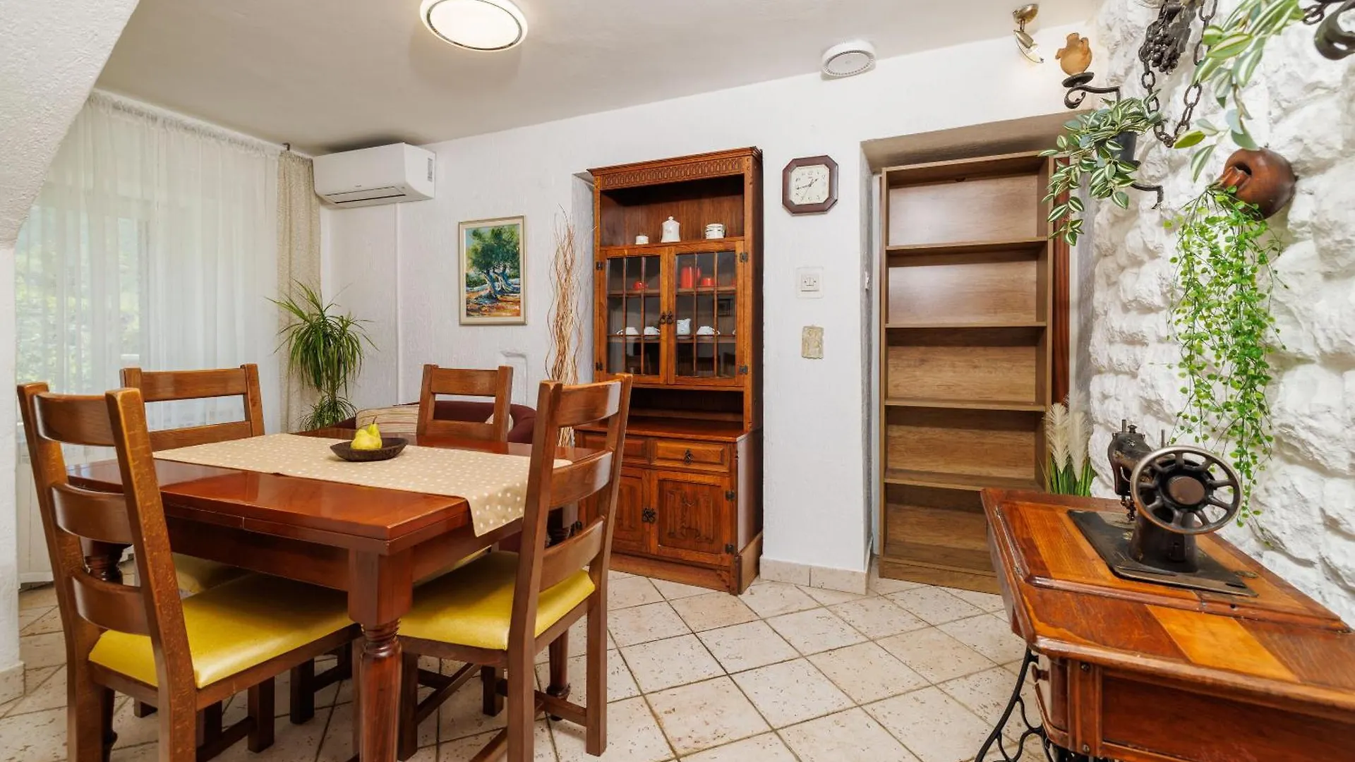 Apartment Josip Plomin