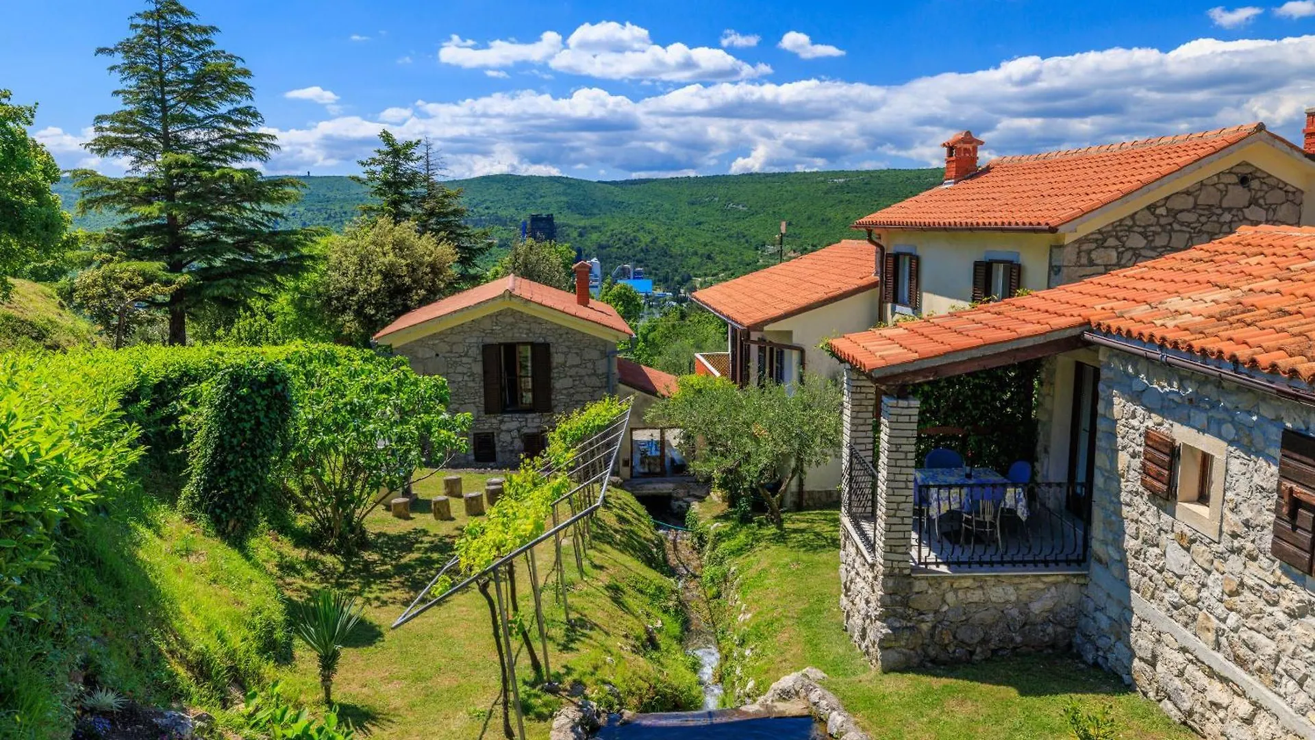 Apartment Josip Plomin
